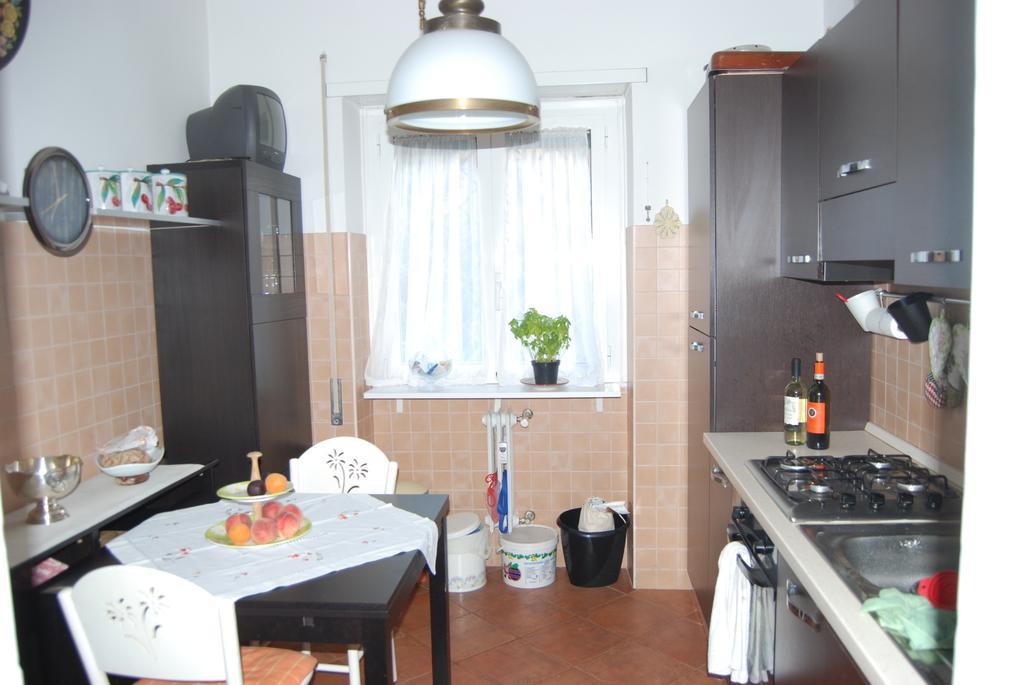 Bed and Breakfast La Badia Del Cavaliere à Rome Chambre photo